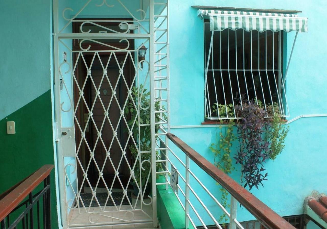 Hostal Yolanda Habana Vieja Havana Bagian luar foto